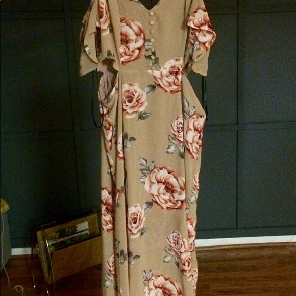Forever 21 floral cutout maxi NWT S - Picture 2 of 8